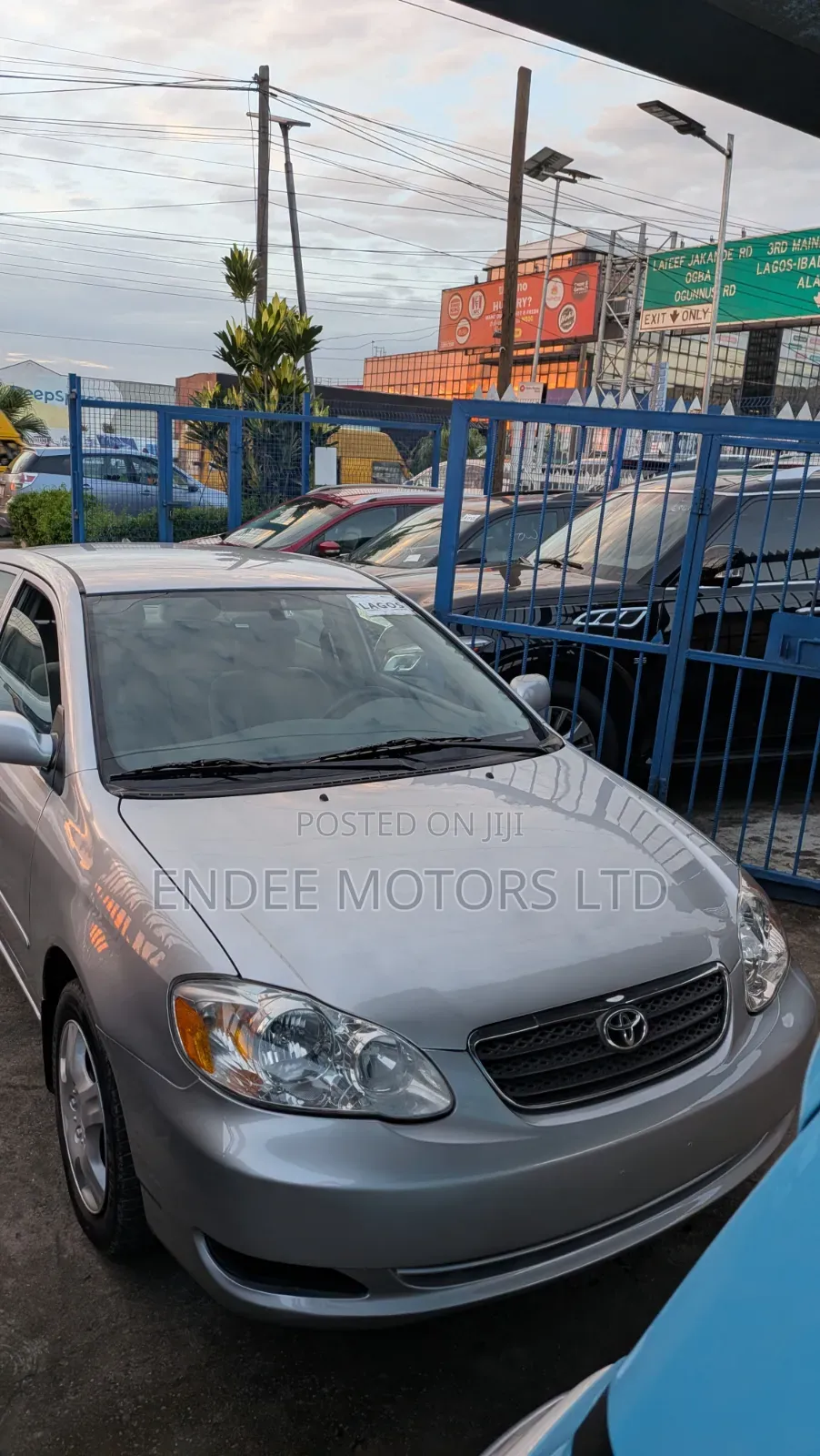 Toyota Corolla LE 2005 Silver