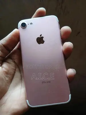 Apple iPhone 7 32 GB Rose Gold