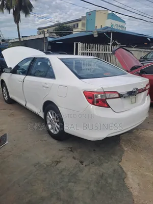 Toyota Camry 2012 White