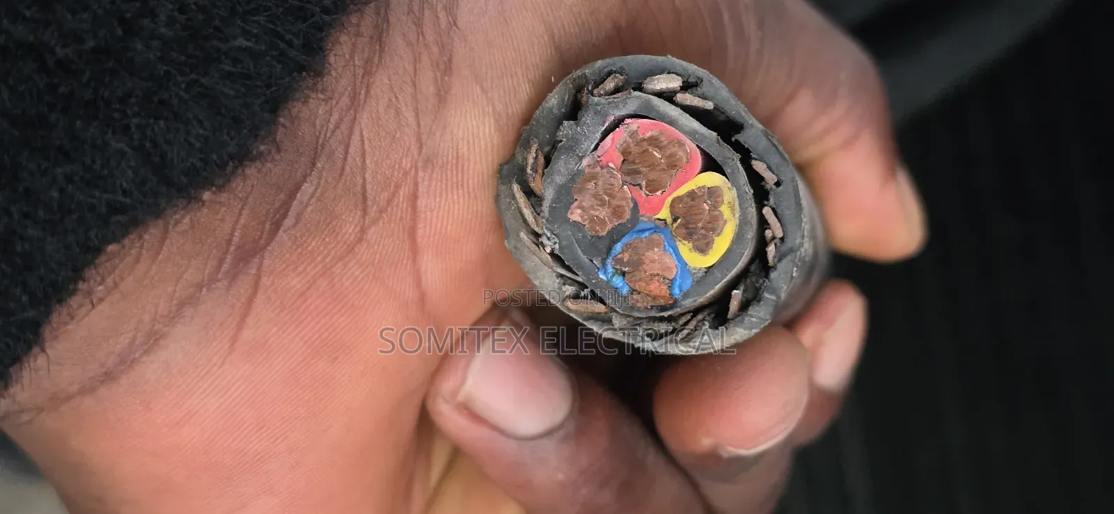 35mmx4core Kablemetal Flat Amoured