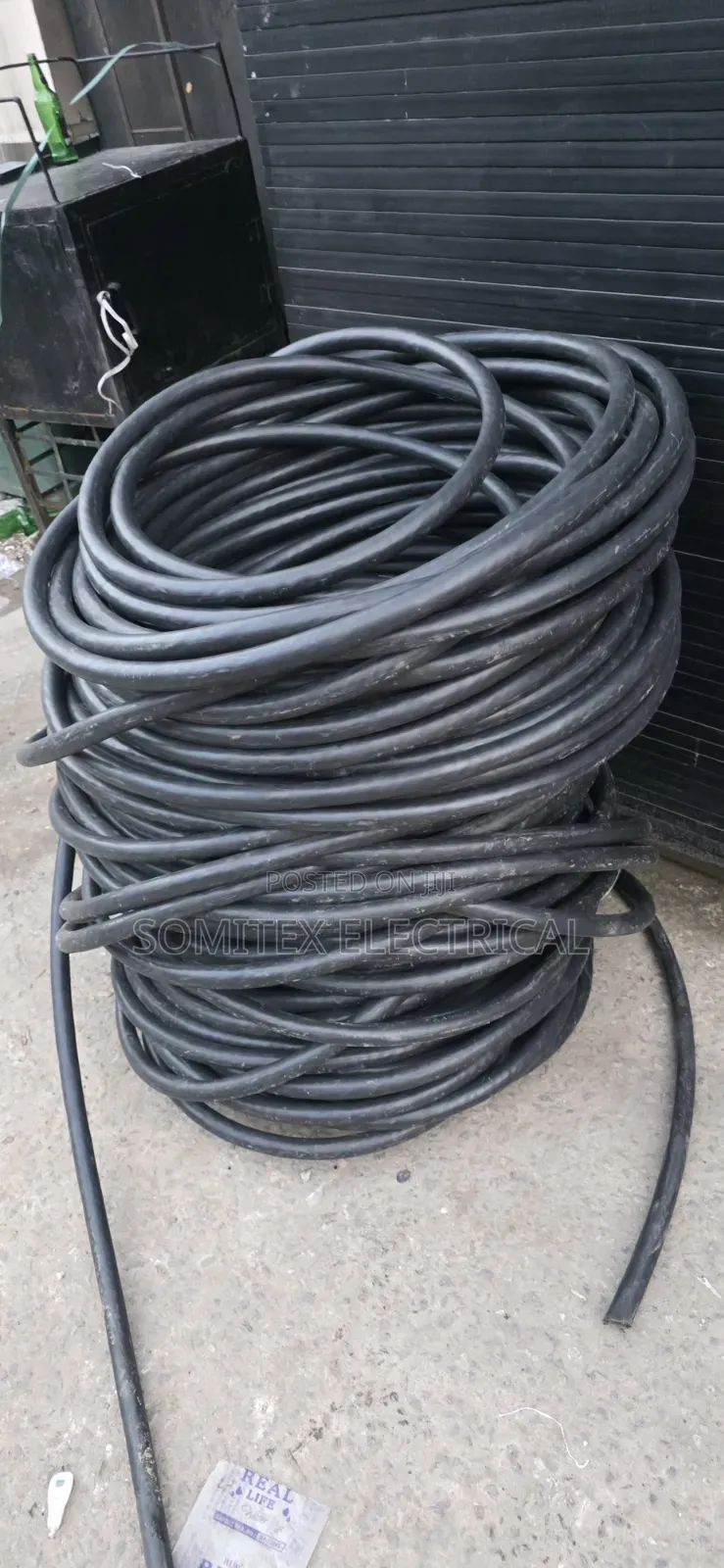 35mmx4core Kablemetal Flat Amoured