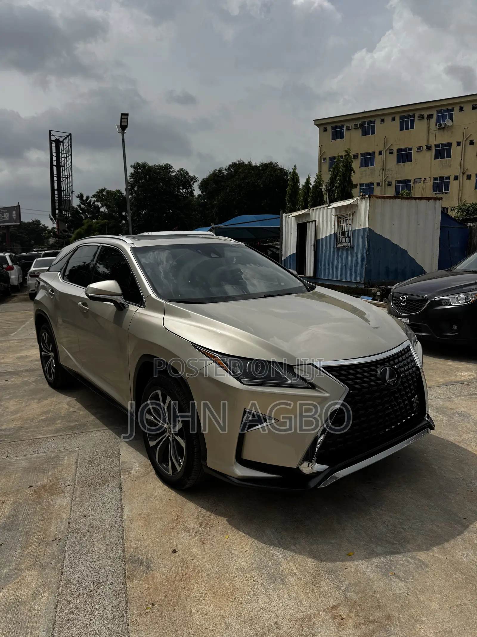 Lexus RX 350 AWD 2017 Gold