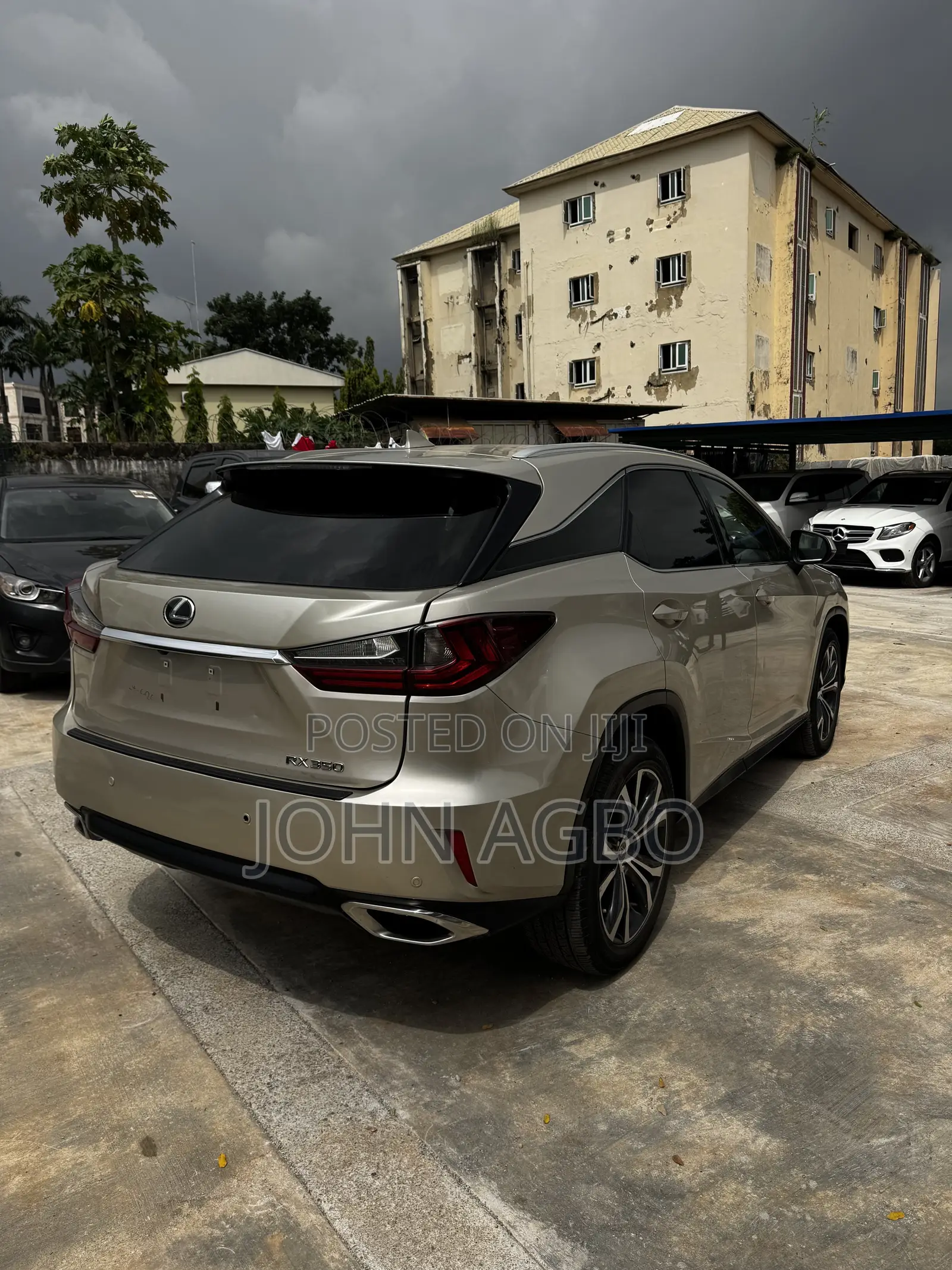 Lexus RX 350 AWD 2017 Gold