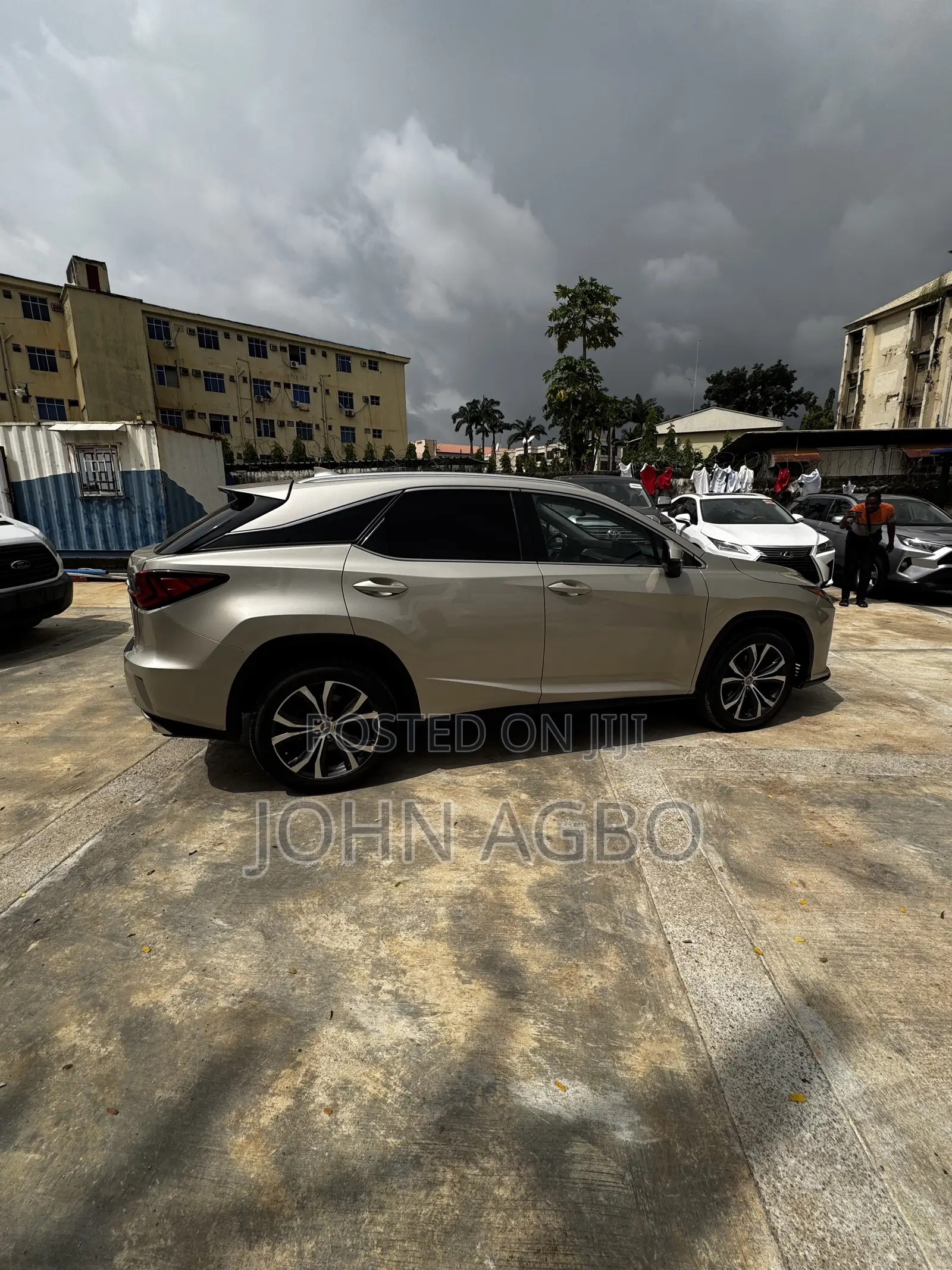 Lexus RX 350 AWD 2017 Gold