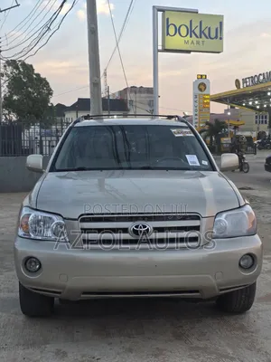 Toyota Highlander Limited V6 2005 Gold