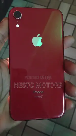 Apple iPhone XR 64 GB Red