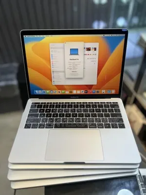 Laptop Apple MacBook Pro 2017 8GB Intel Core i5 SSD 128GB