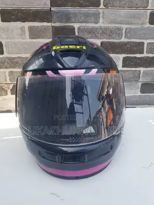 Full-Face Motorcycle Helmet Features a Glossy Black Finish
