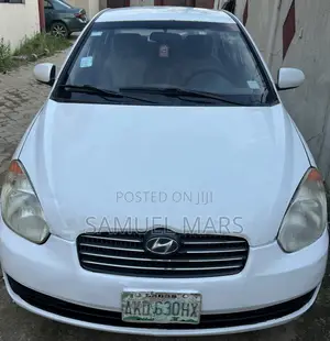 Hyundai Accent GLS Automatic 2010 White