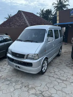 Suzuki APV Minibus 2003 Silver