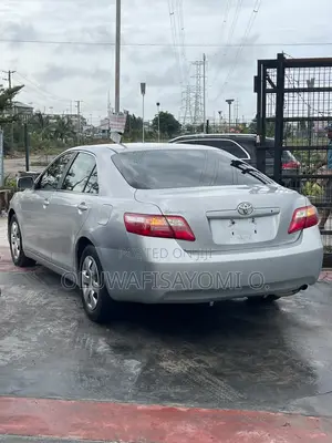 Toyota Camry LE 4dr Sedan (2.4L 4cyl 5A) 2009 Silver