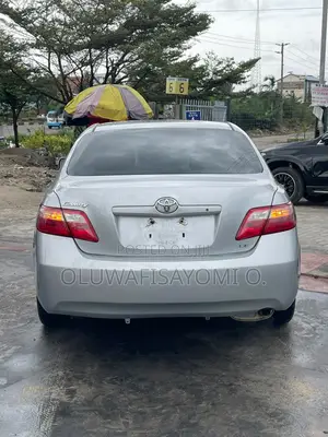 Toyota Camry LE 4dr Sedan (2.4L 4cyl 5A) 2009 Silver