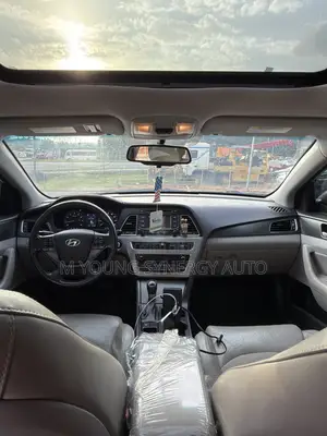Hyundai Sonata SE 2016 Silver