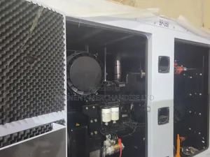 Enclosed Soundproof Perkins 350kva Generator