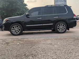 Lexus LX 570 AWD 2013 Black