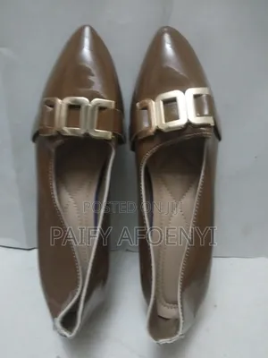 Flat Cover Shoe