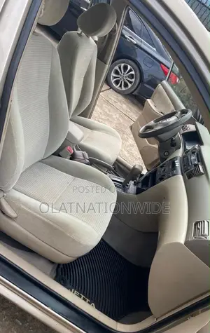 Toyota Corolla 2007 Gold