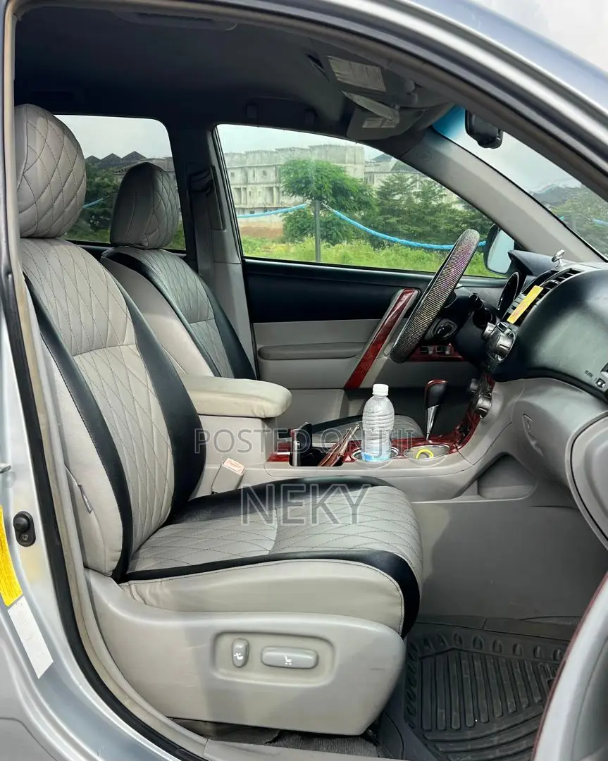 Toyota Highlander 2009 Silver