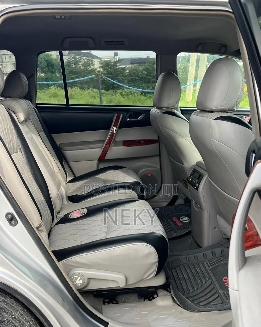 Toyota Highlander 2009 Silver