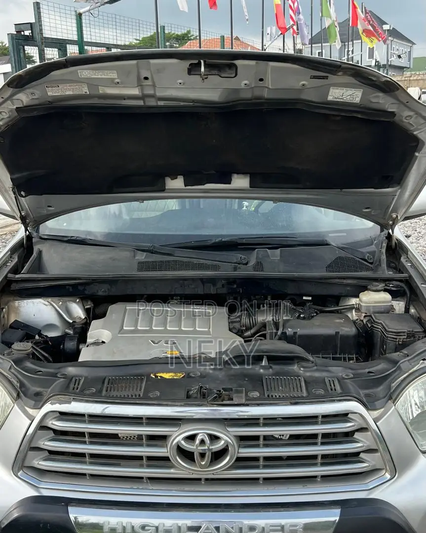 Toyota Highlander 2009 Silver