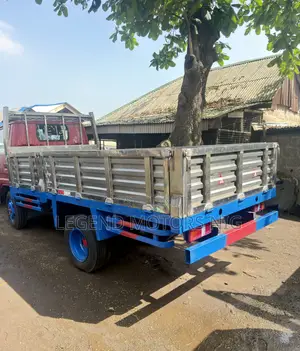 Toyota Dyna 150 New 2RZ Engine 6 Tyres