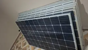 High-Efficiency Monocrystalline Solar Panels