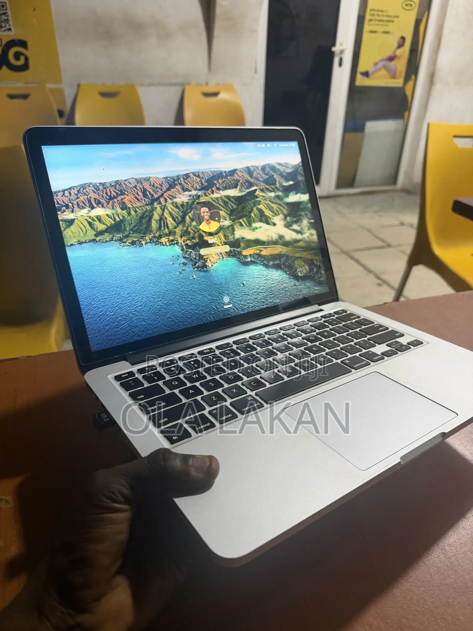 Laptop Apple MacBook Pro 2015 8GB Intel Core i5 SSD 256GB