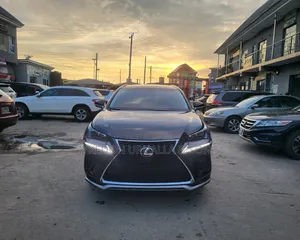 Lexus NX 200t FWD 2017 Black