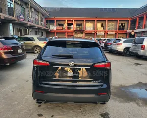 Lexus NX 200t FWD 2017 Black