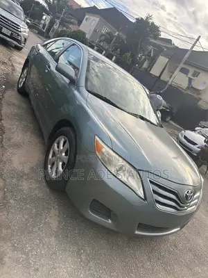 Toyota Camry 2010 Green