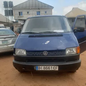 Volkswagen Transporter 2004 Blue