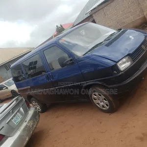 Volkswagen Transporter 2004 Blue