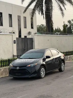 Toyota Corolla 2017 Black
