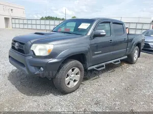 Toyota Tacoma TRD PRO V6 4dr Double Cab 4WD 5.0 ft. SB (4.0L 6cyl 6M)