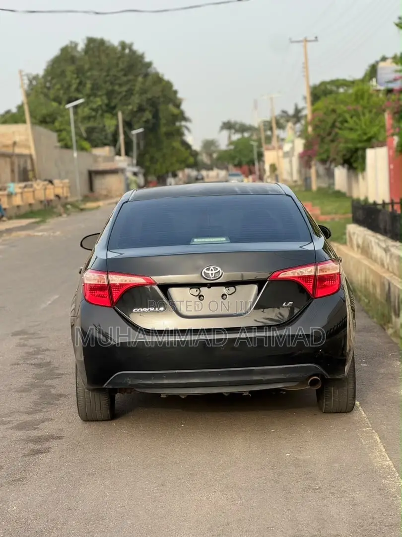 Toyota Corolla 2017 Black