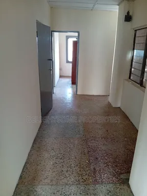 2bdrm Block of Flats in Agodi for rent