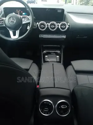Mercedes-Benz GLA 250 2021 Black