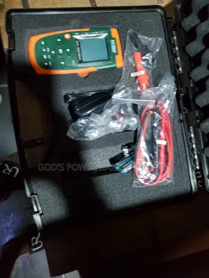 Current & Voltage Calibrator/Meter