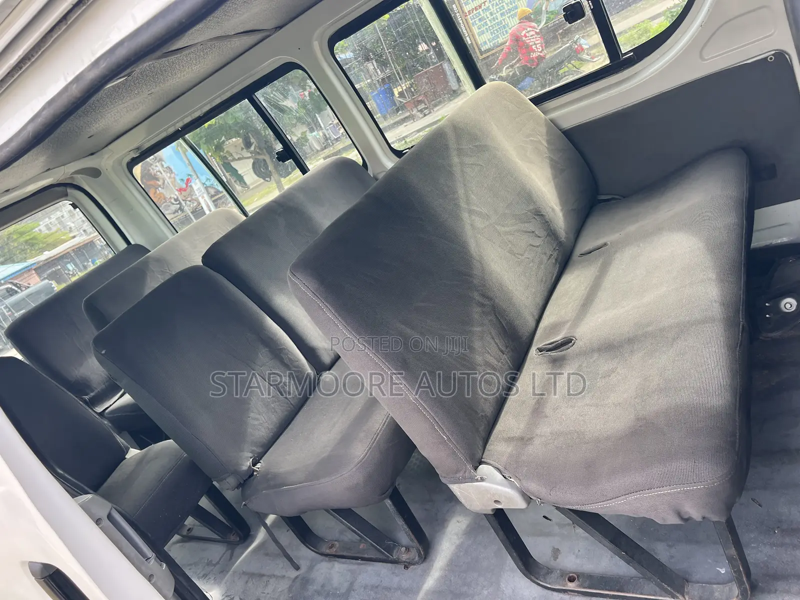 Toyota HiAce 2017 White