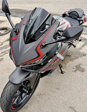 Honda CBR 2021 Beige