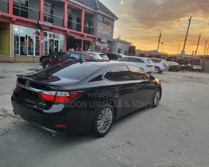 Lexus ES 2015 Black