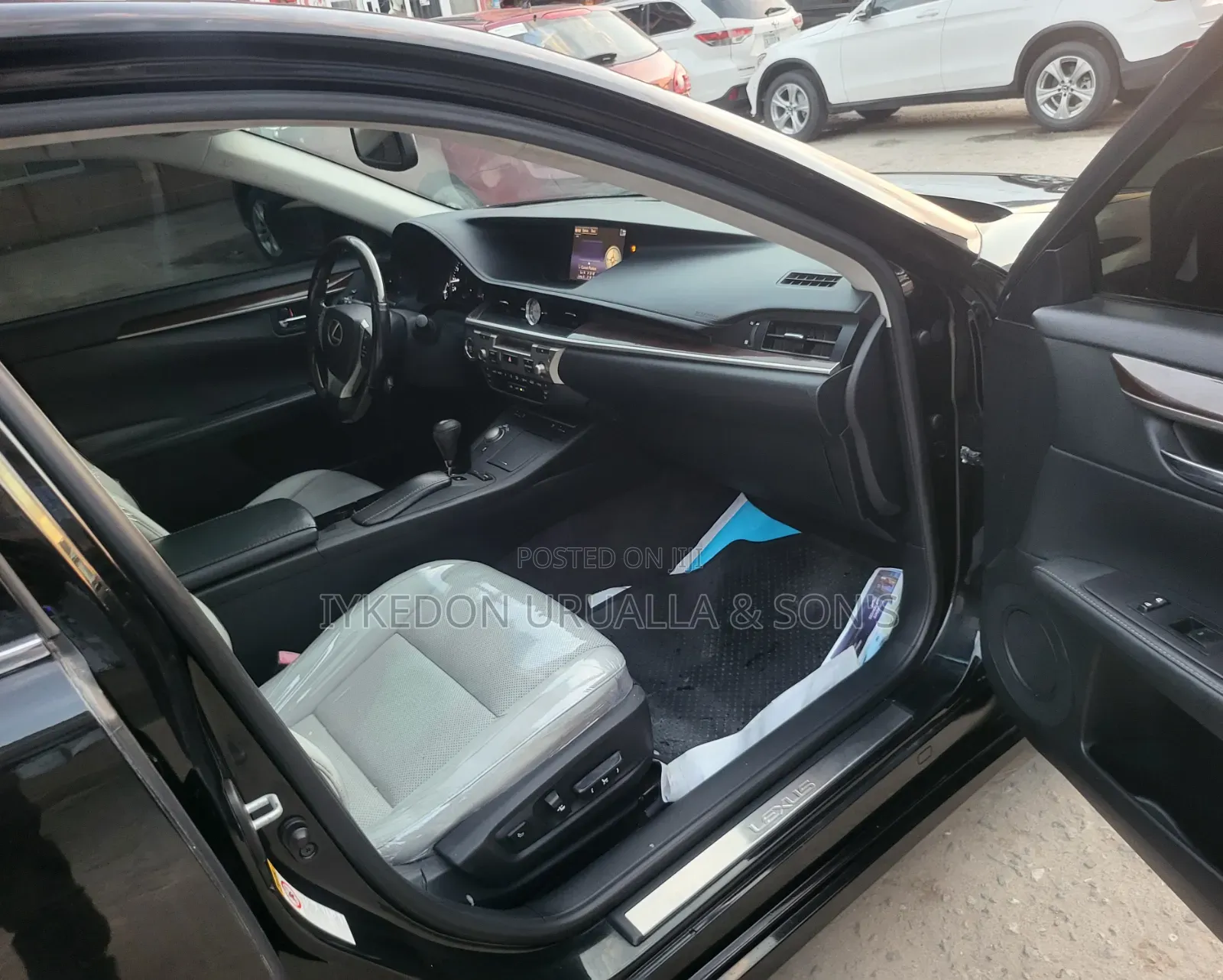Lexus ES 2015 Black