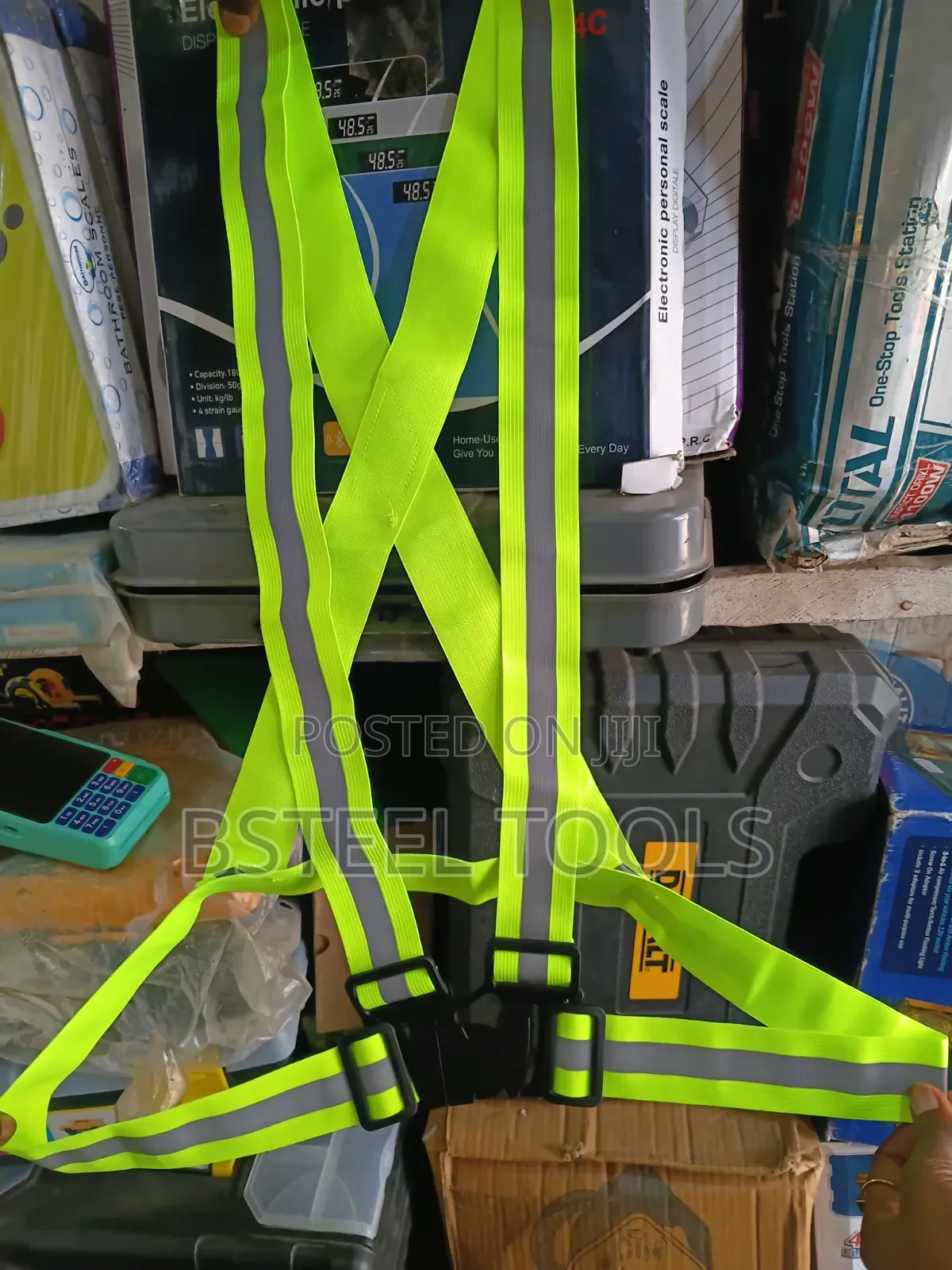Durable Safety Belt / Harness – Industrial & Construction Use