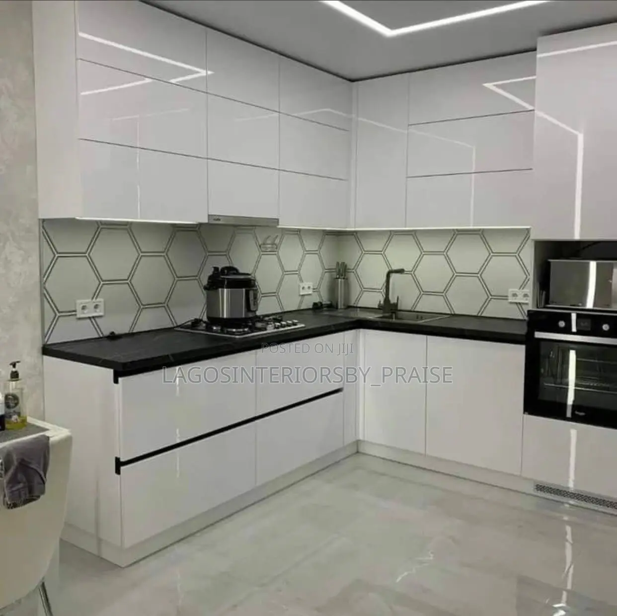 High Gloss Kitchen Cabinet Set - Modern Kitchen Design & Installation