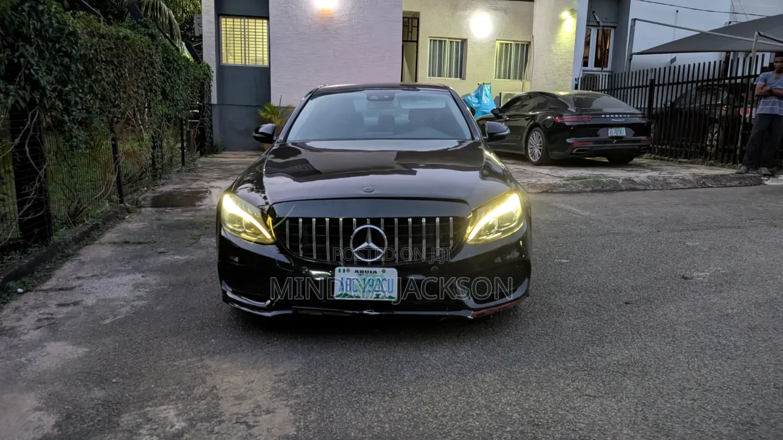 Mercedes-Benz C300 2016 Black