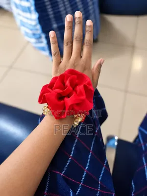 Fancy Rose Dutchess Hairband