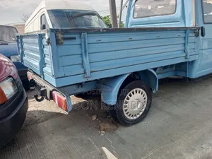 Volkswagen Transporter 2005 Blue