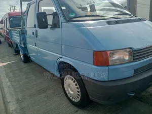 Volkswagen Transporter 2005 Blue