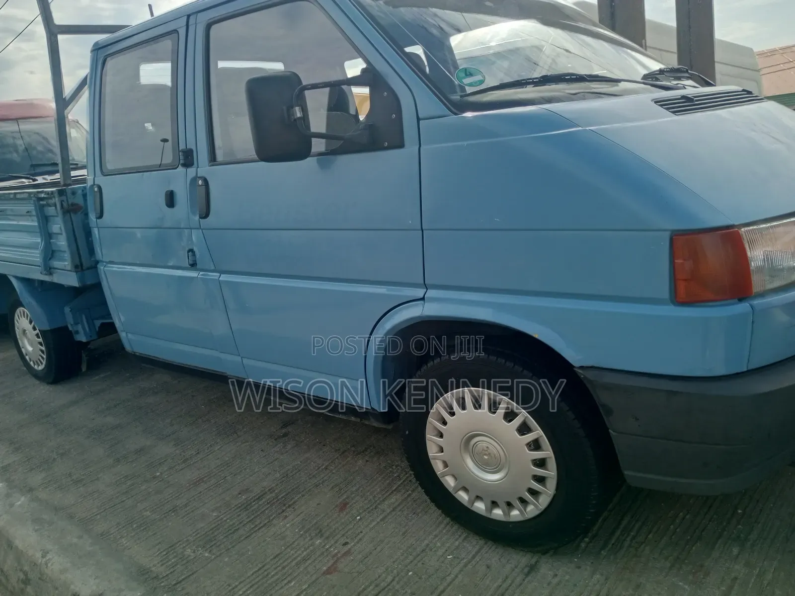 Volkswagen Transporter 2005 Blue