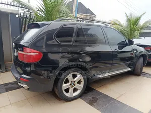 BMW X5 xDrive30i AWD (3.0L 6cyl 6A) 2010 Black